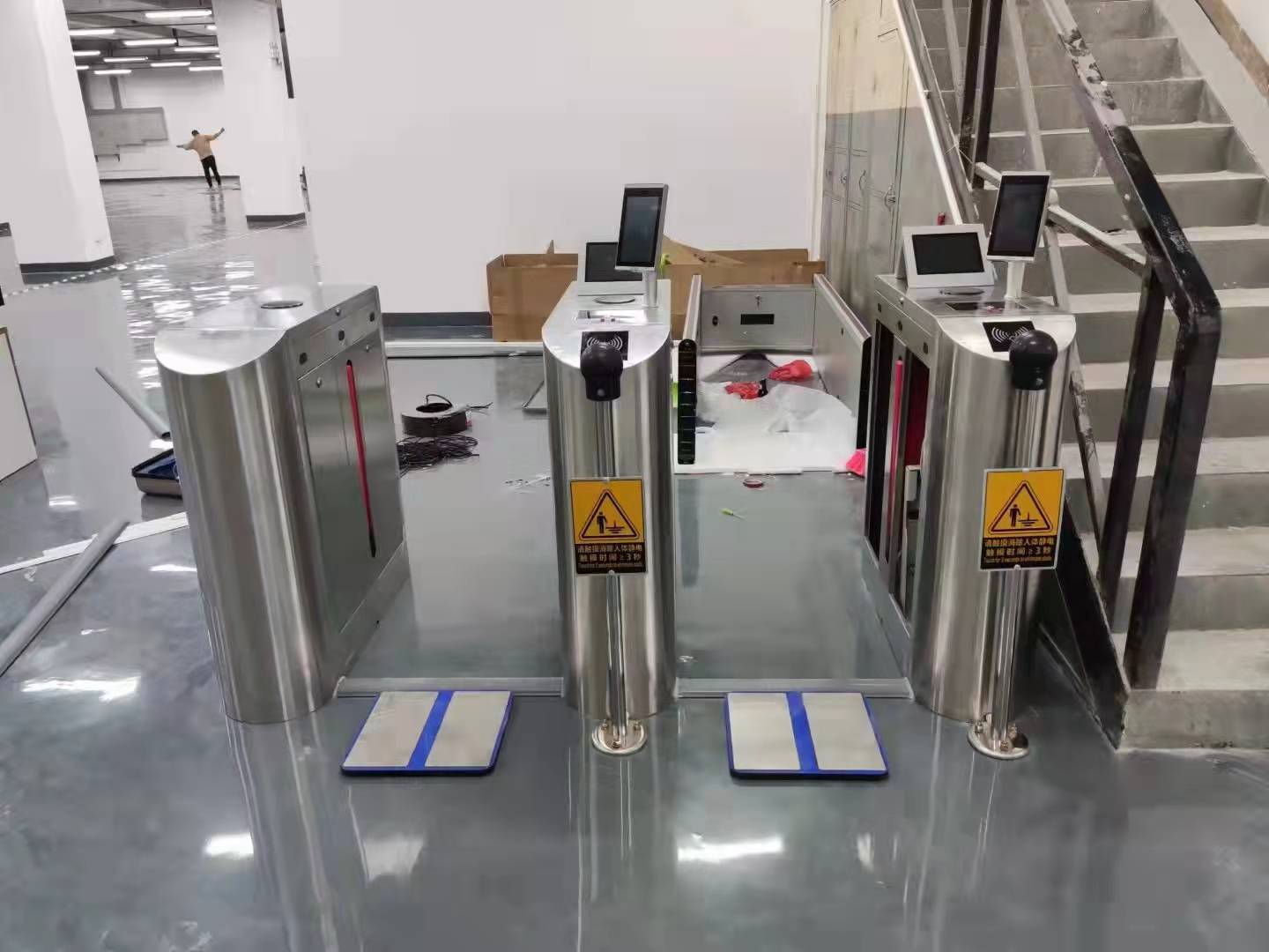 防靜電門(mén)禁